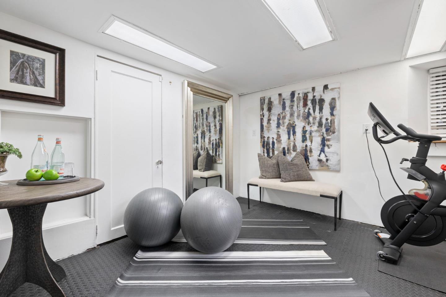 Detail Gallery Image 43 of 52 For 1517 Cypress Ave, Burlingame,  CA 94010 - 3 Beds | 2 Baths