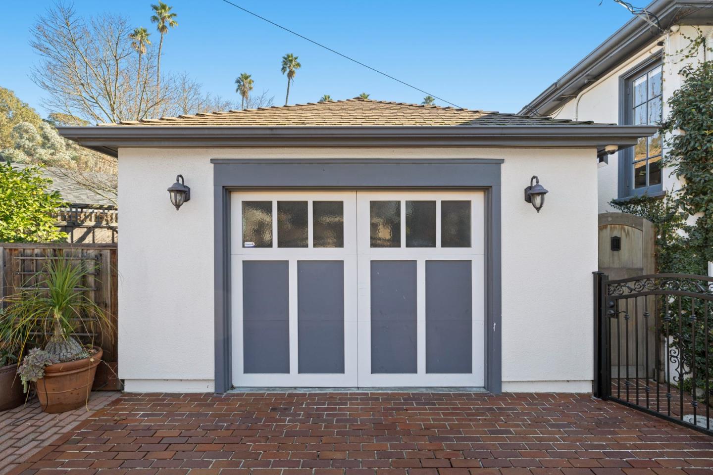 Detail Gallery Image 45 of 52 For 1517 Cypress Ave, Burlingame,  CA 94010 - 3 Beds | 2 Baths