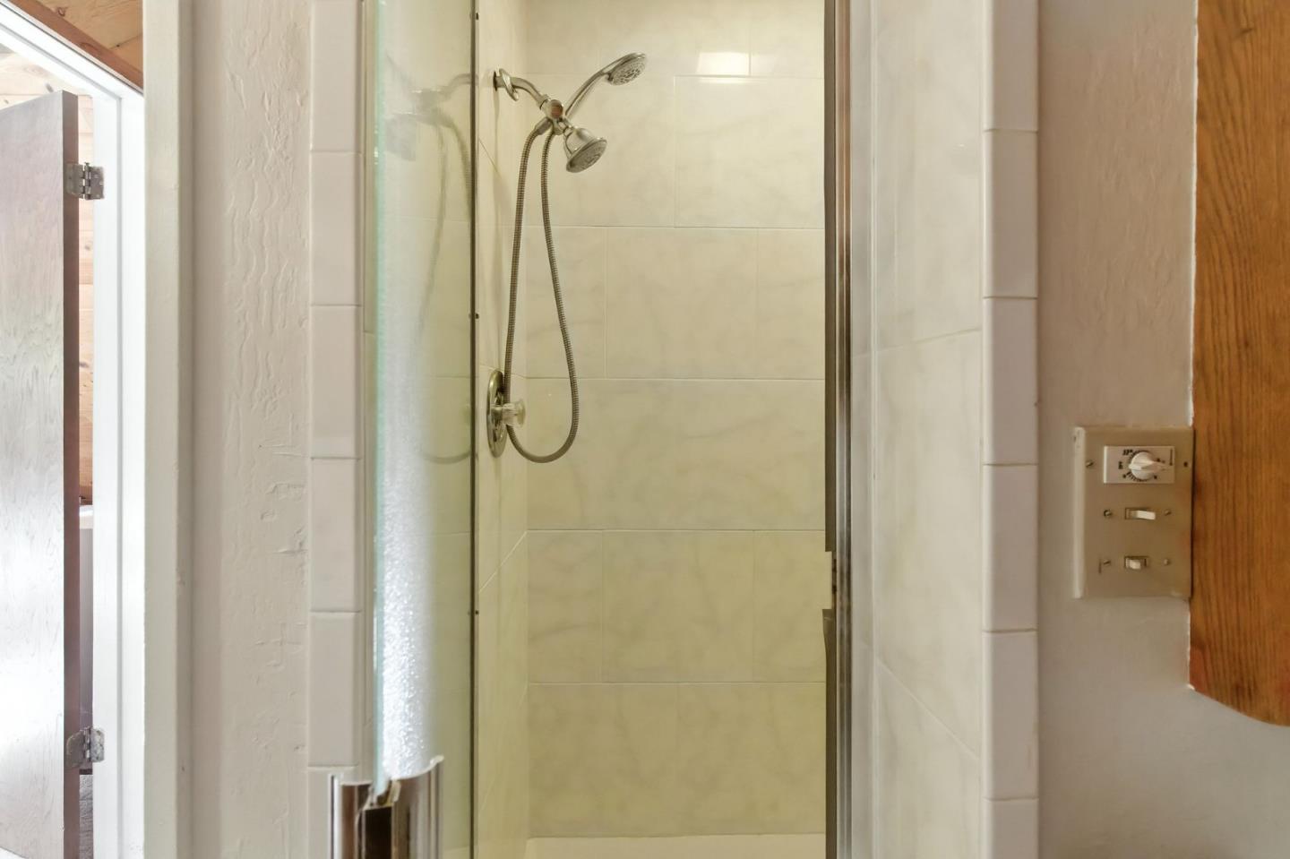 Detail Gallery Image 17 of 36 For 17666 Navajo Trl, Los Gatos,  CA 95033 - 3 Beds | 2 Baths