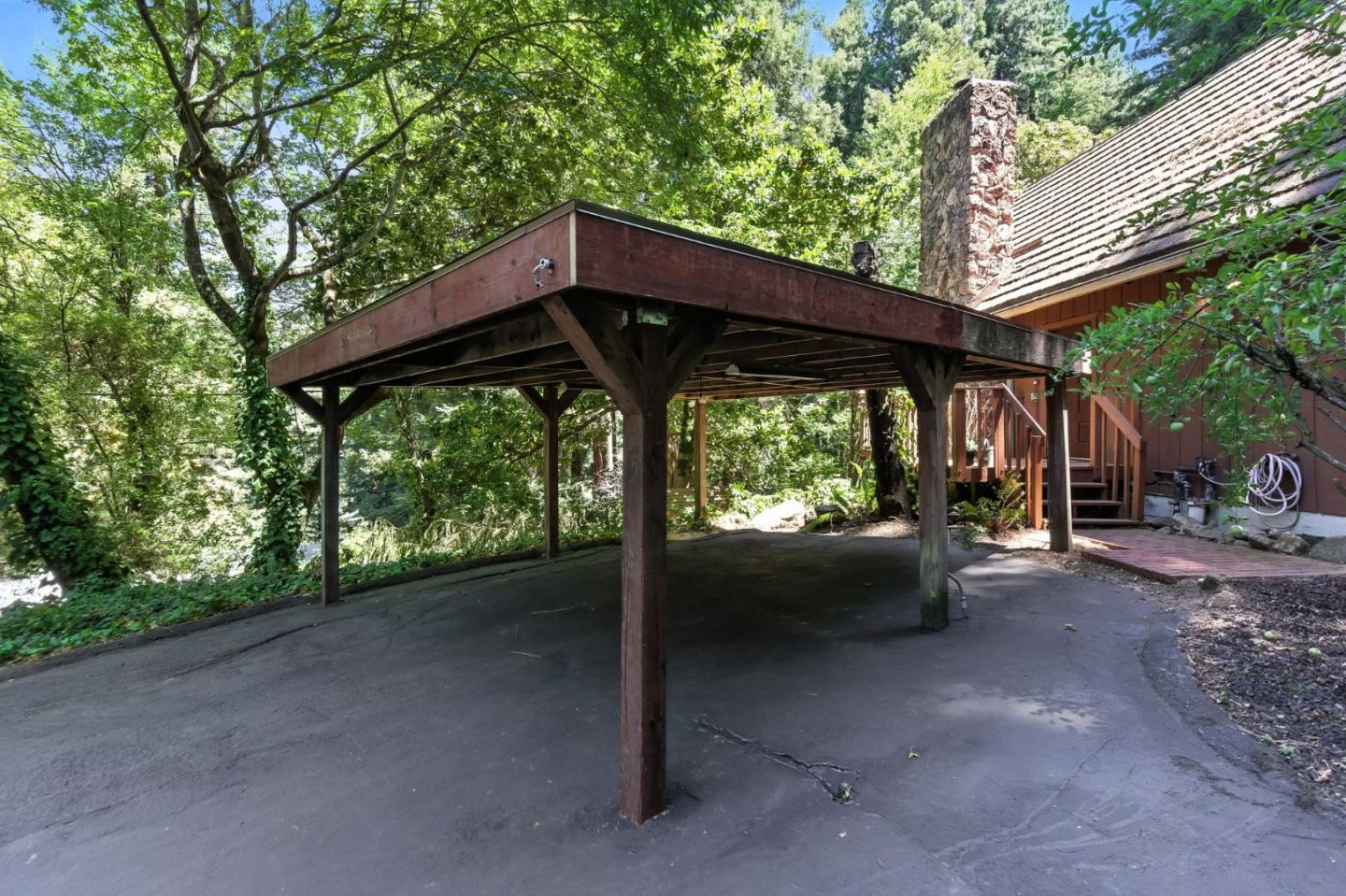 Detail Gallery Image 4 of 36 For 17666 Navajo Trl, Los Gatos,  CA 95033 - 3 Beds | 2 Baths