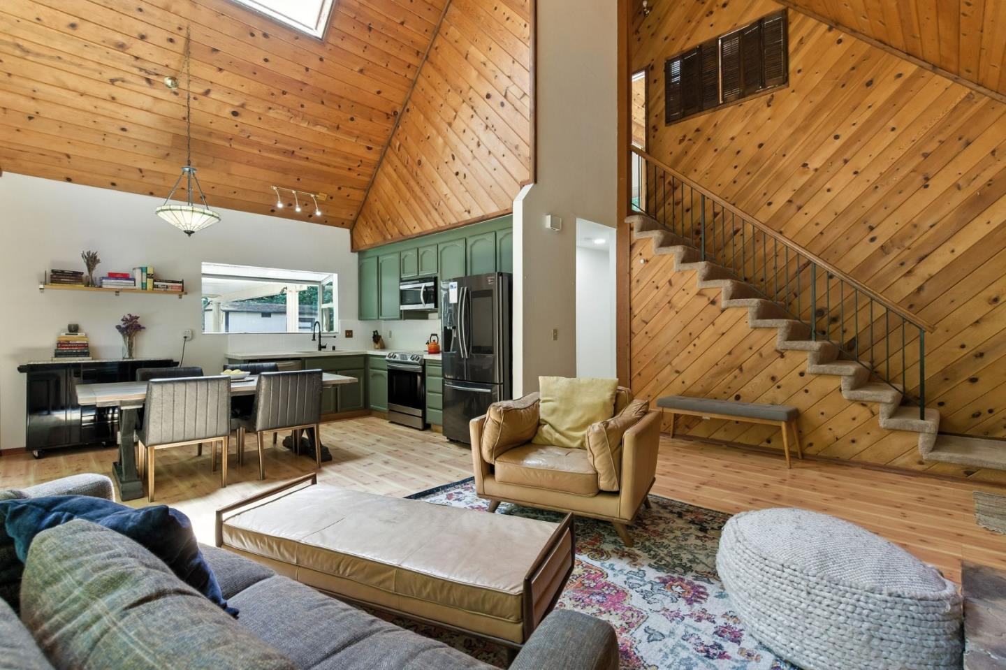 Detail Gallery Image 8 of 36 For 17666 Navajo Trl, Los Gatos,  CA 95033 - 3 Beds | 2 Baths