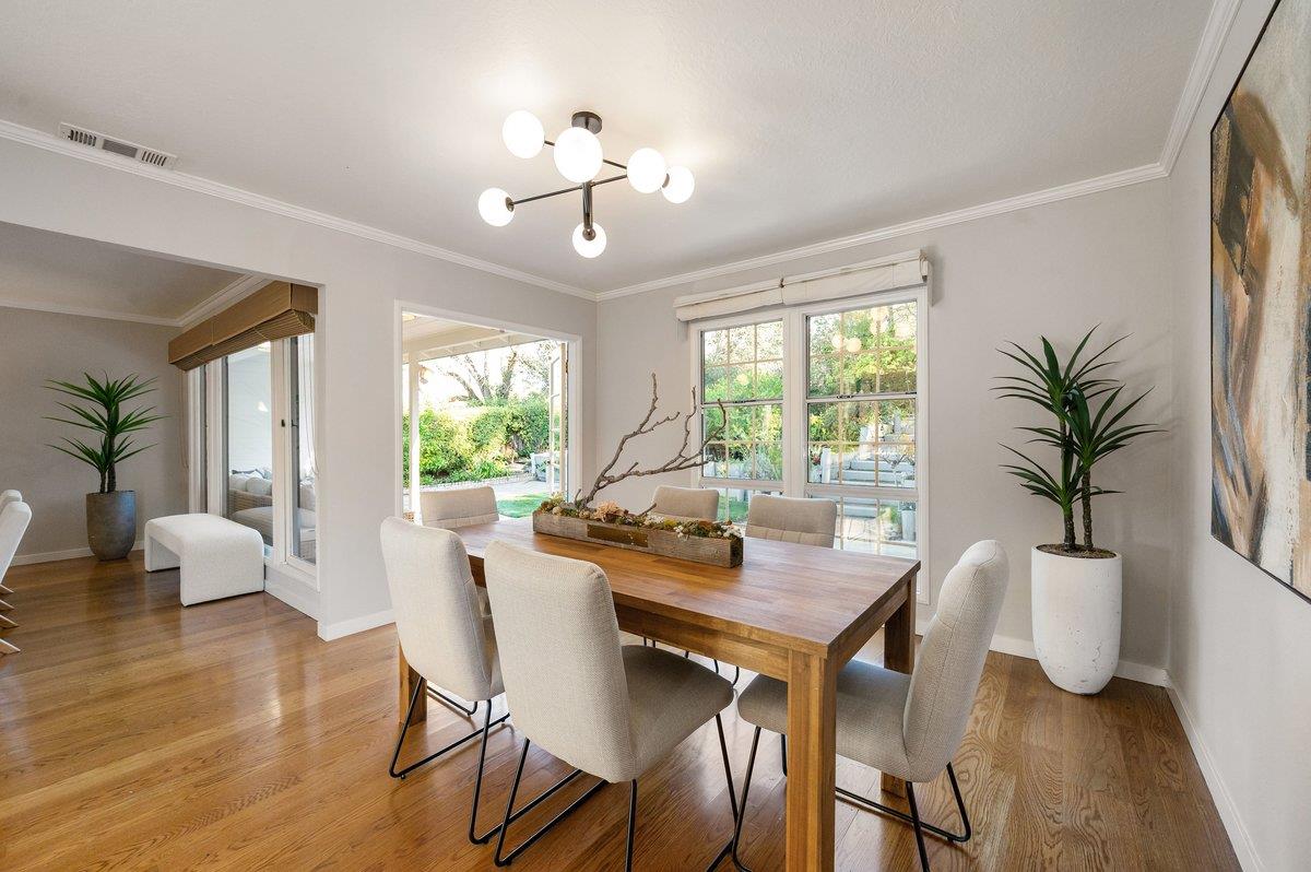 Detail Gallery Image 19 of 49 For 1277 Edgewood Rd, Redwood City,  CA 94062 - 3 Beds | 2 Baths