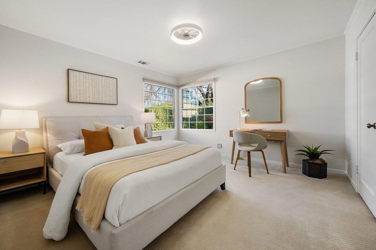 Detail Gallery Image 36 of 49 For 1277 Edgewood Rd, Redwood City,  CA 94062 - 3 Beds | 2 Baths