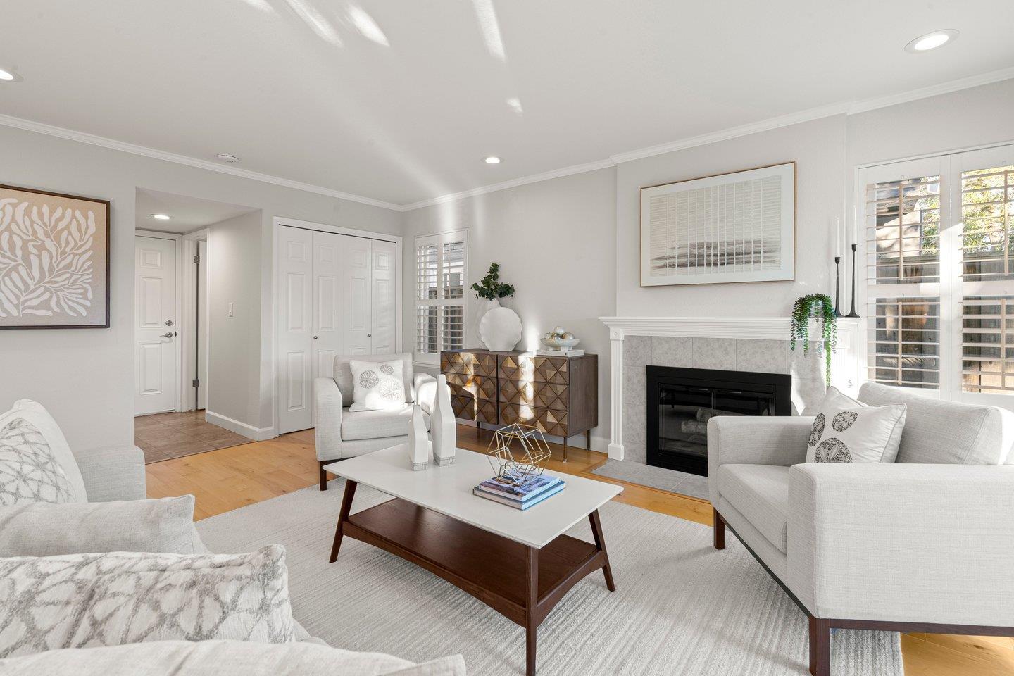 Detail Gallery Image 14 of 40 For 600 Bainbridge St, Foster City,  CA 94404 - 4 Beds | 2/1 Baths