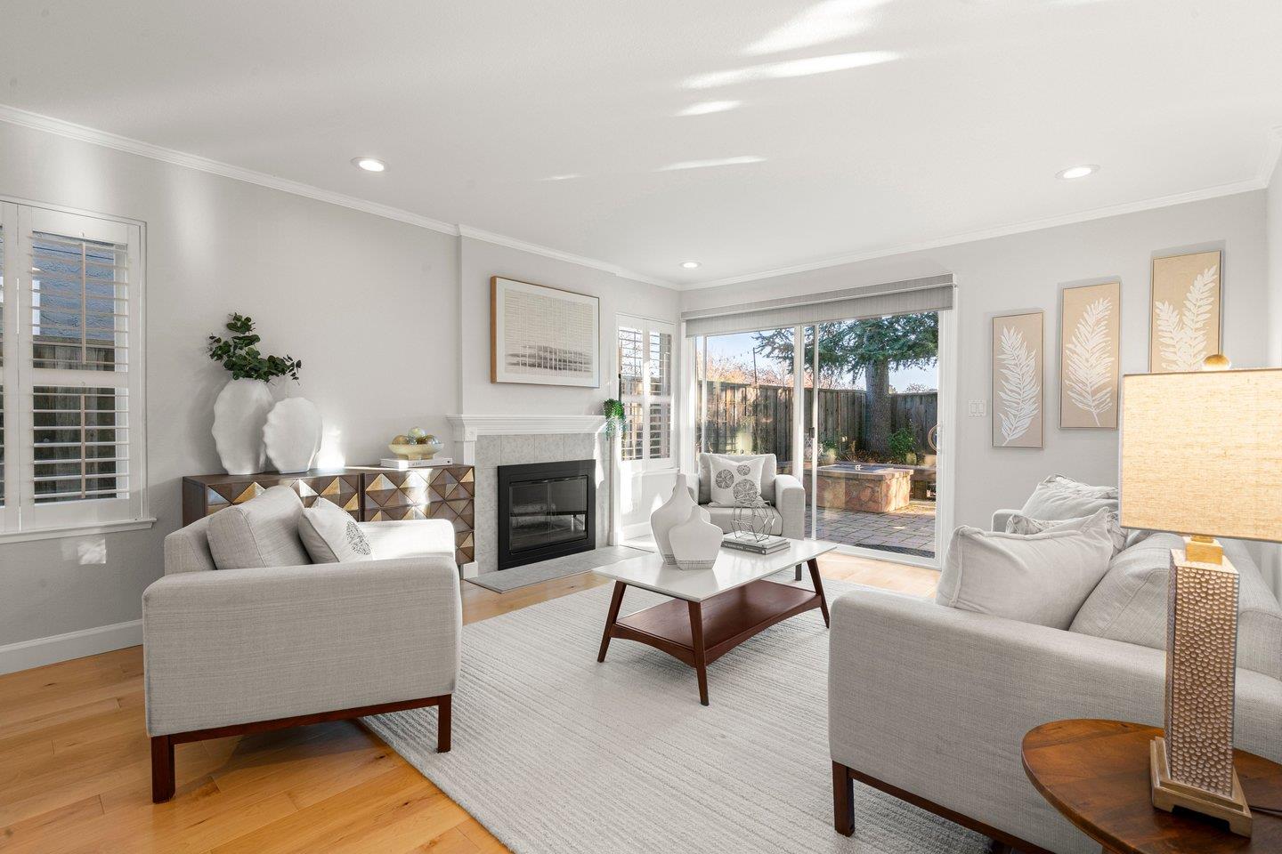 Detail Gallery Image 15 of 40 For 600 Bainbridge St, Foster City,  CA 94404 - 4 Beds | 2/1 Baths