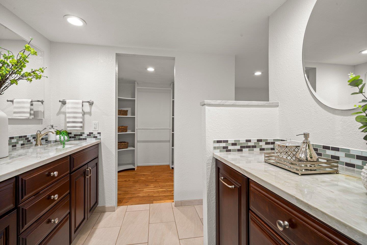 Detail Gallery Image 26 of 40 For 600 Bainbridge St, Foster City,  CA 94404 - 4 Beds | 2/1 Baths