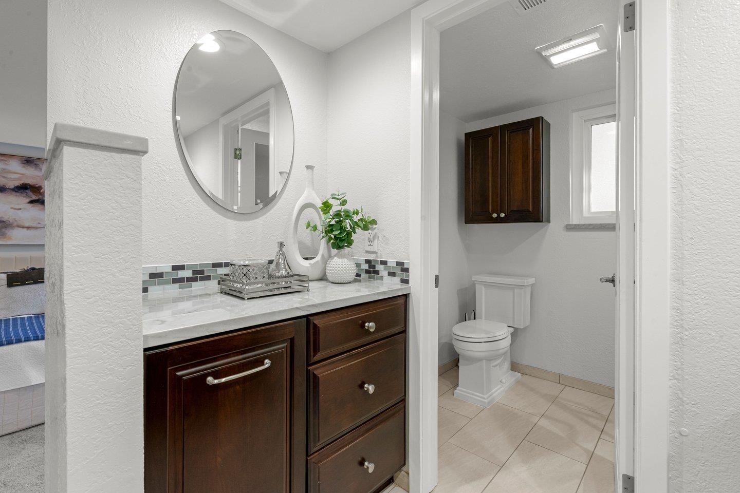 Detail Gallery Image 28 of 40 For 600 Bainbridge St, Foster City,  CA 94404 - 4 Beds | 2/1 Baths