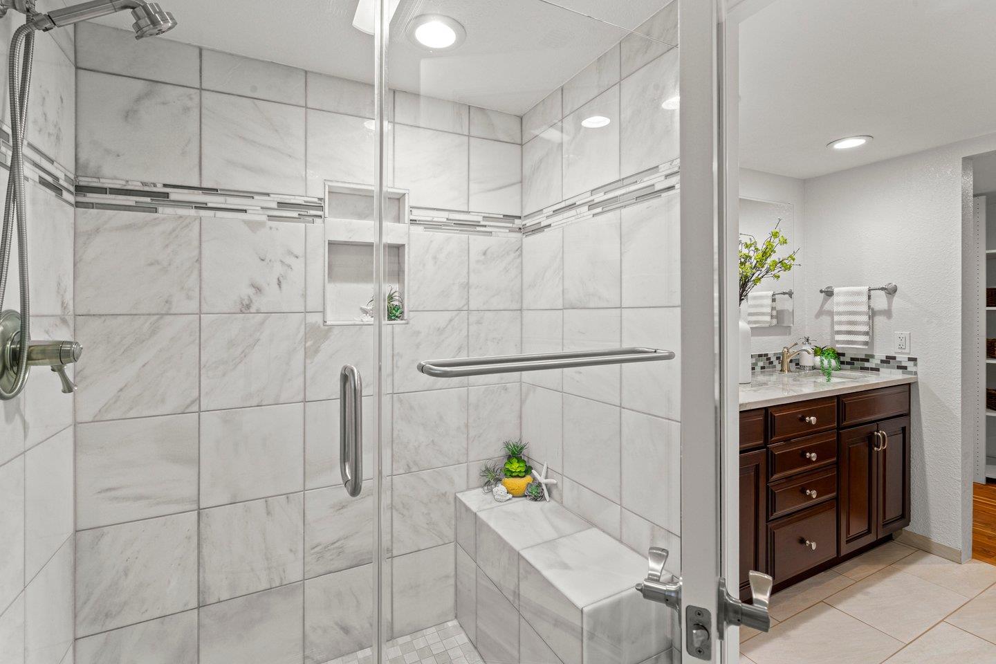 Detail Gallery Image 29 of 40 For 600 Bainbridge St, Foster City,  CA 94404 - 4 Beds | 2/1 Baths