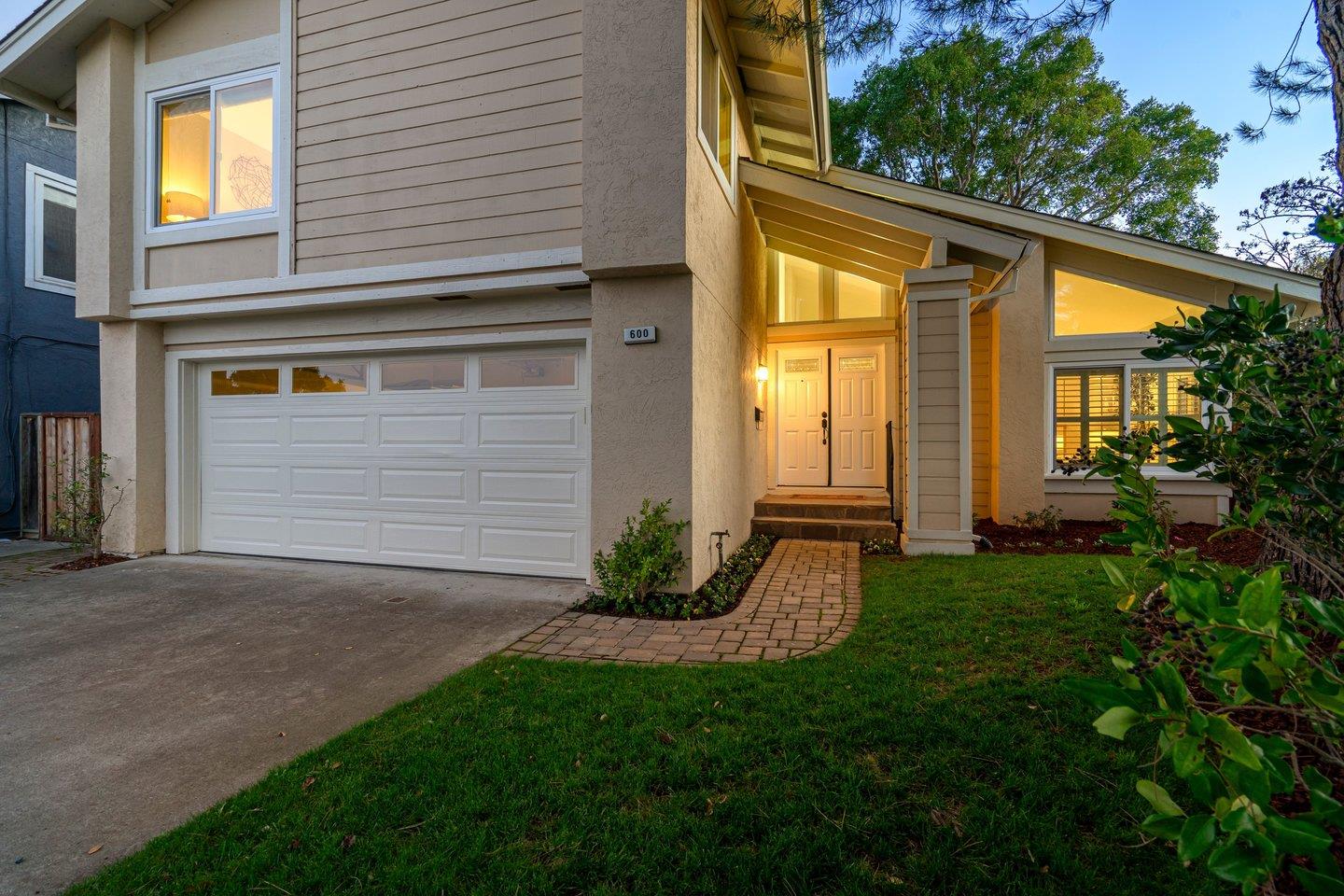 Detail Gallery Image 3 of 40 For 600 Bainbridge St, Foster City,  CA 94404 - 4 Beds | 2/1 Baths