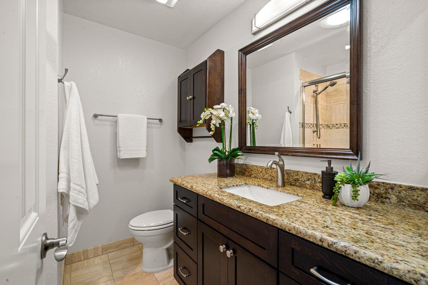 Detail Gallery Image 33 of 40 For 600 Bainbridge St, Foster City,  CA 94404 - 4 Beds | 2/1 Baths