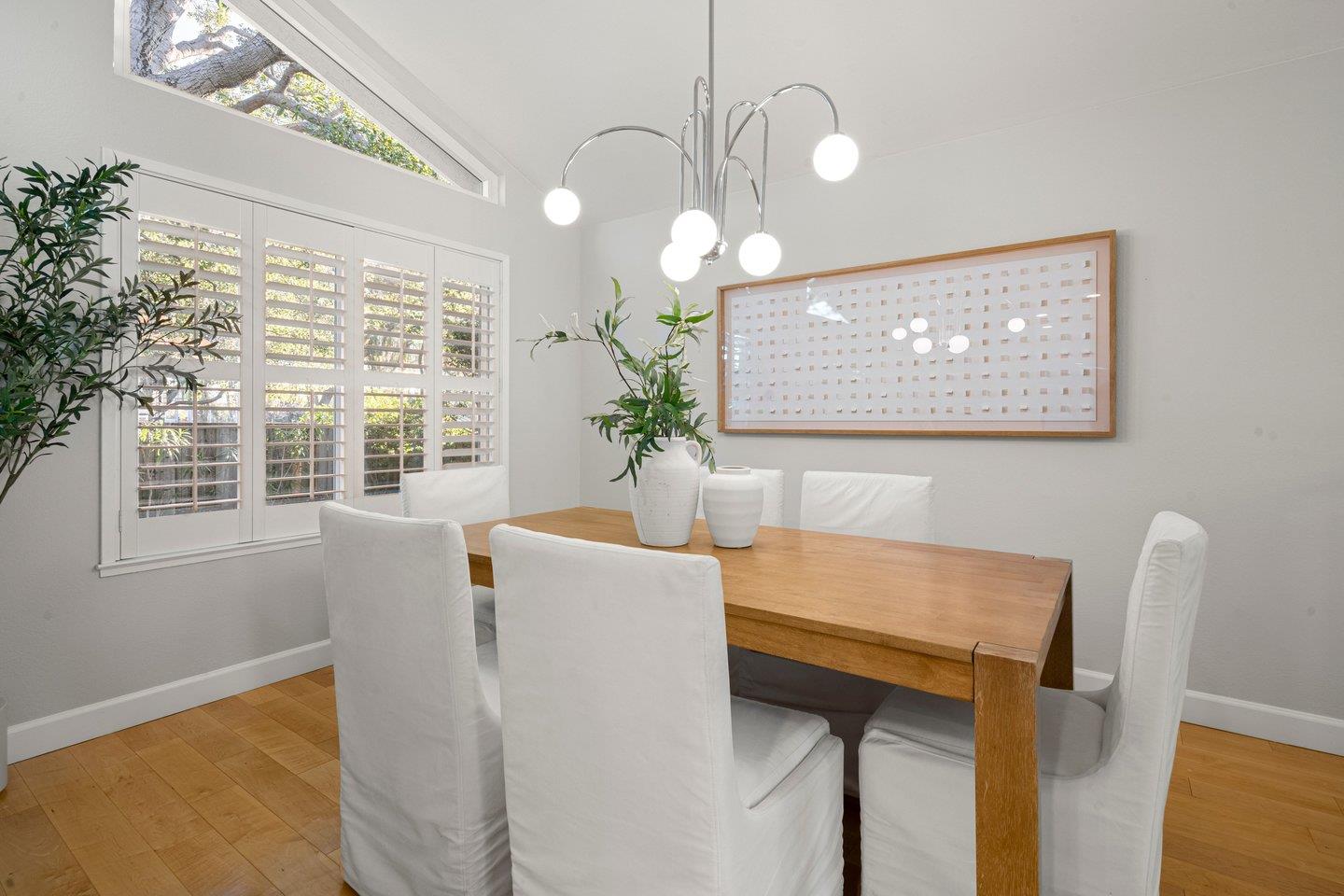 Detail Gallery Image 6 of 40 For 600 Bainbridge St, Foster City,  CA 94404 - 4 Beds | 2/1 Baths