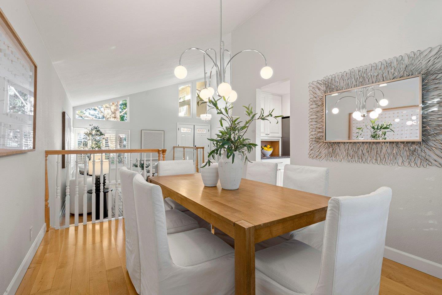 Detail Gallery Image 7 of 40 For 600 Bainbridge St, Foster City,  CA 94404 - 4 Beds | 2/1 Baths