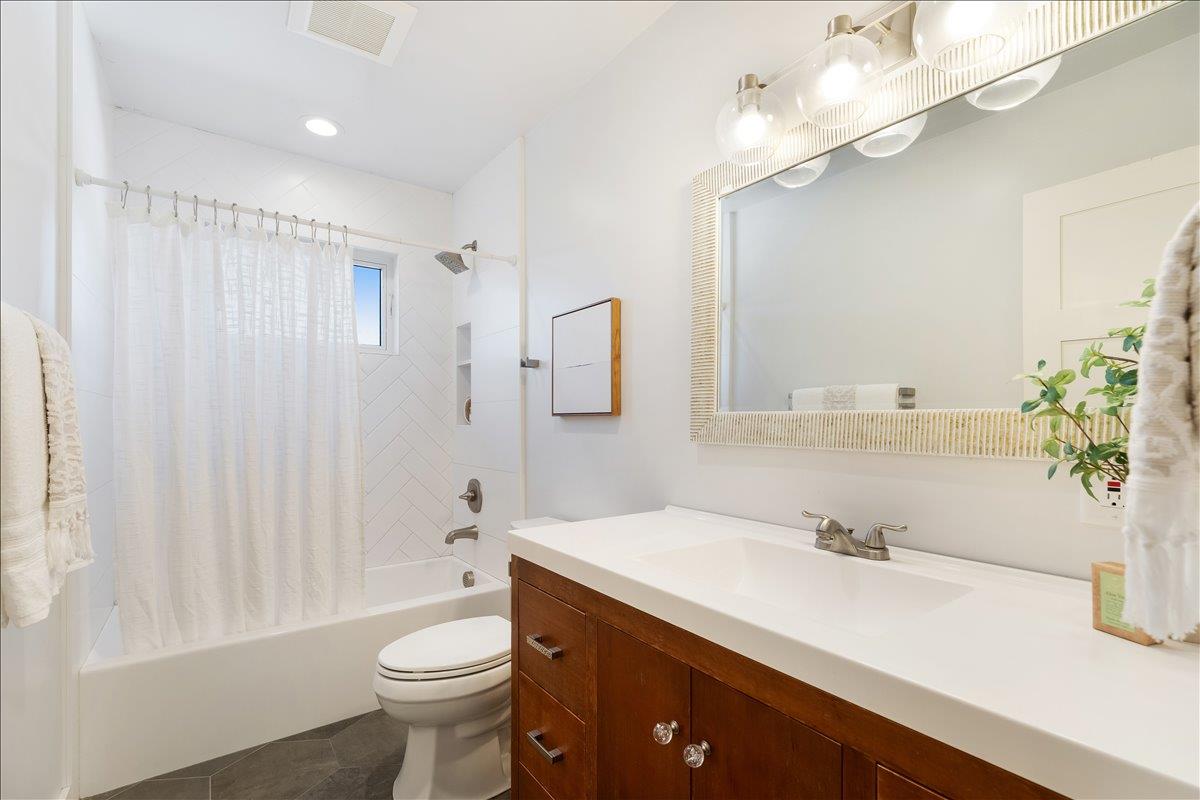 Detail Gallery Image 33 of 54 For 3025 Crystal Heights Dr, Soquel,  CA 95073 - 4 Beds | 3 Baths