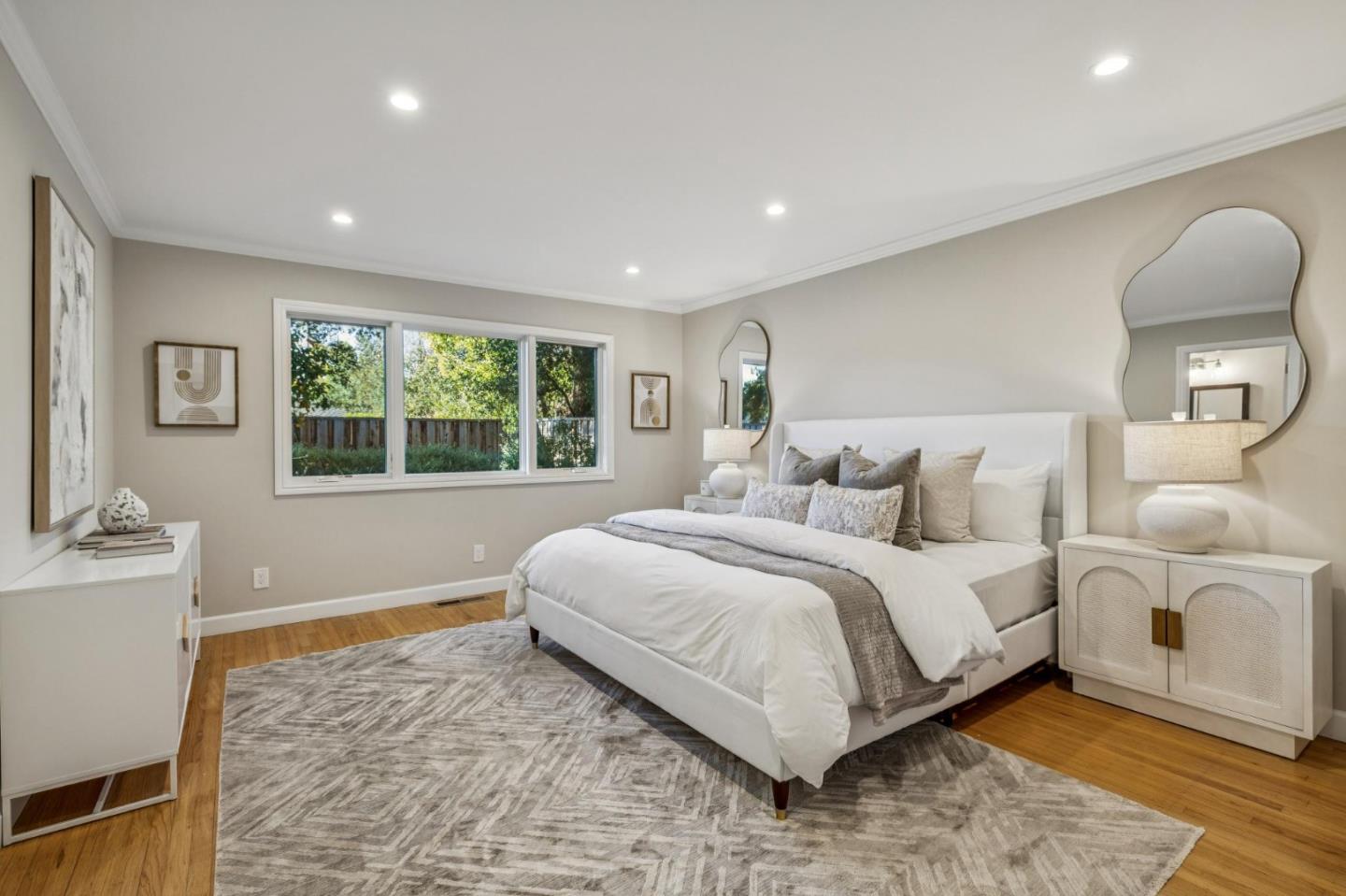 Detail Gallery Image 16 of 40 For 1395 Delfino Way, Menlo Park,  CA 94025 - 3 Beds | 2 Baths