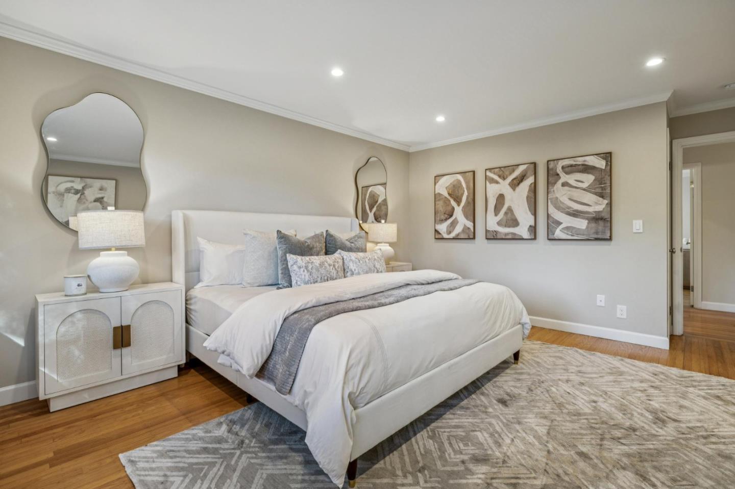 Detail Gallery Image 17 of 40 For 1395 Delfino Way, Menlo Park,  CA 94025 - 3 Beds | 2 Baths