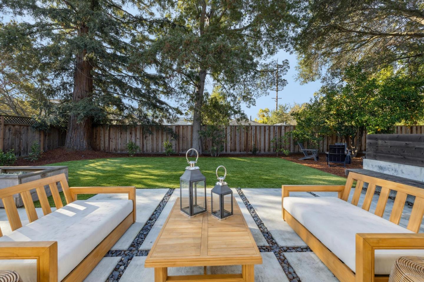 Detail Gallery Image 27 of 40 For 1395 Delfino Way, Menlo Park,  CA 94025 - 3 Beds | 2 Baths