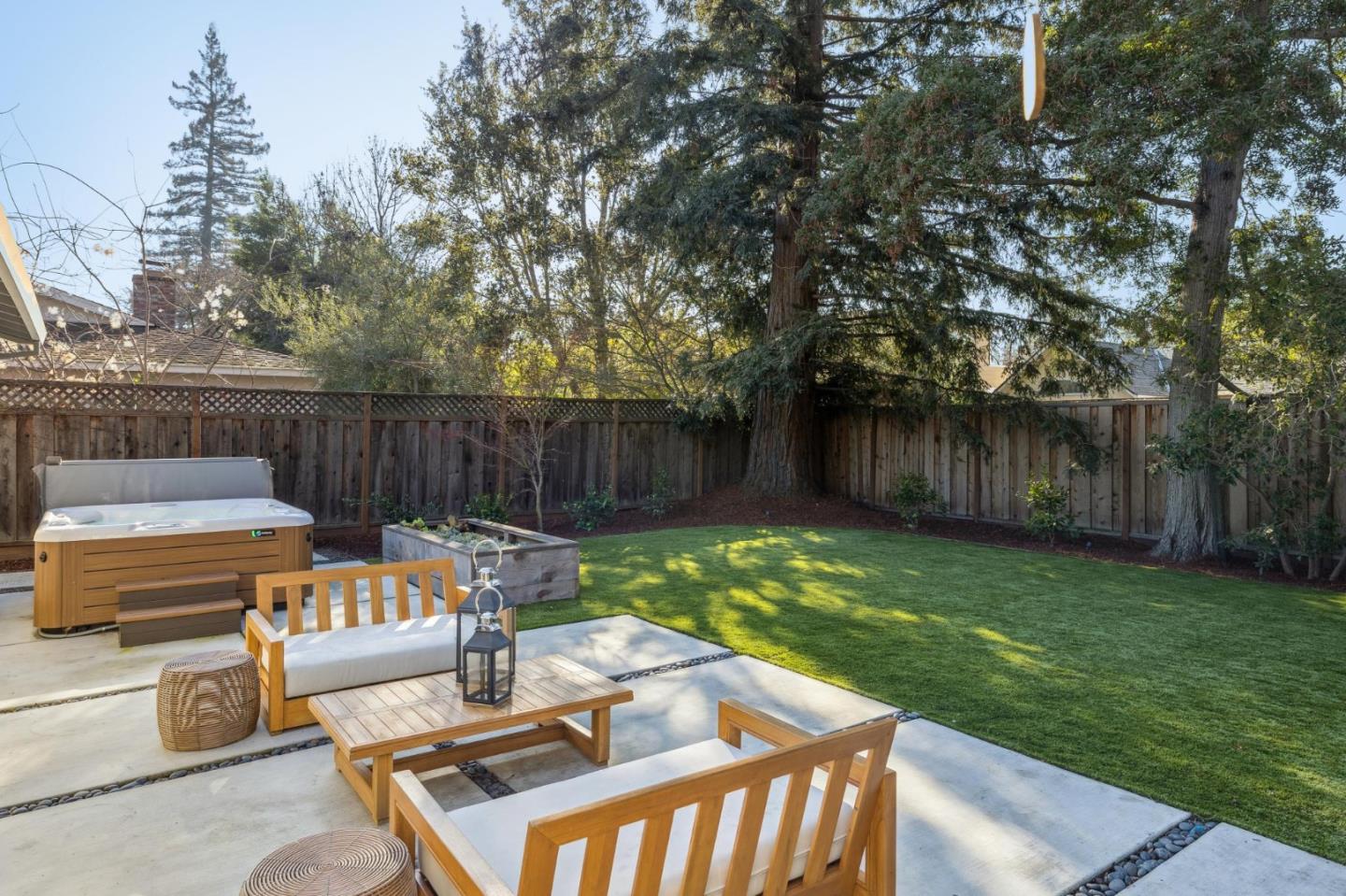 Detail Gallery Image 28 of 40 For 1395 Delfino Way, Menlo Park,  CA 94025 - 3 Beds | 2 Baths