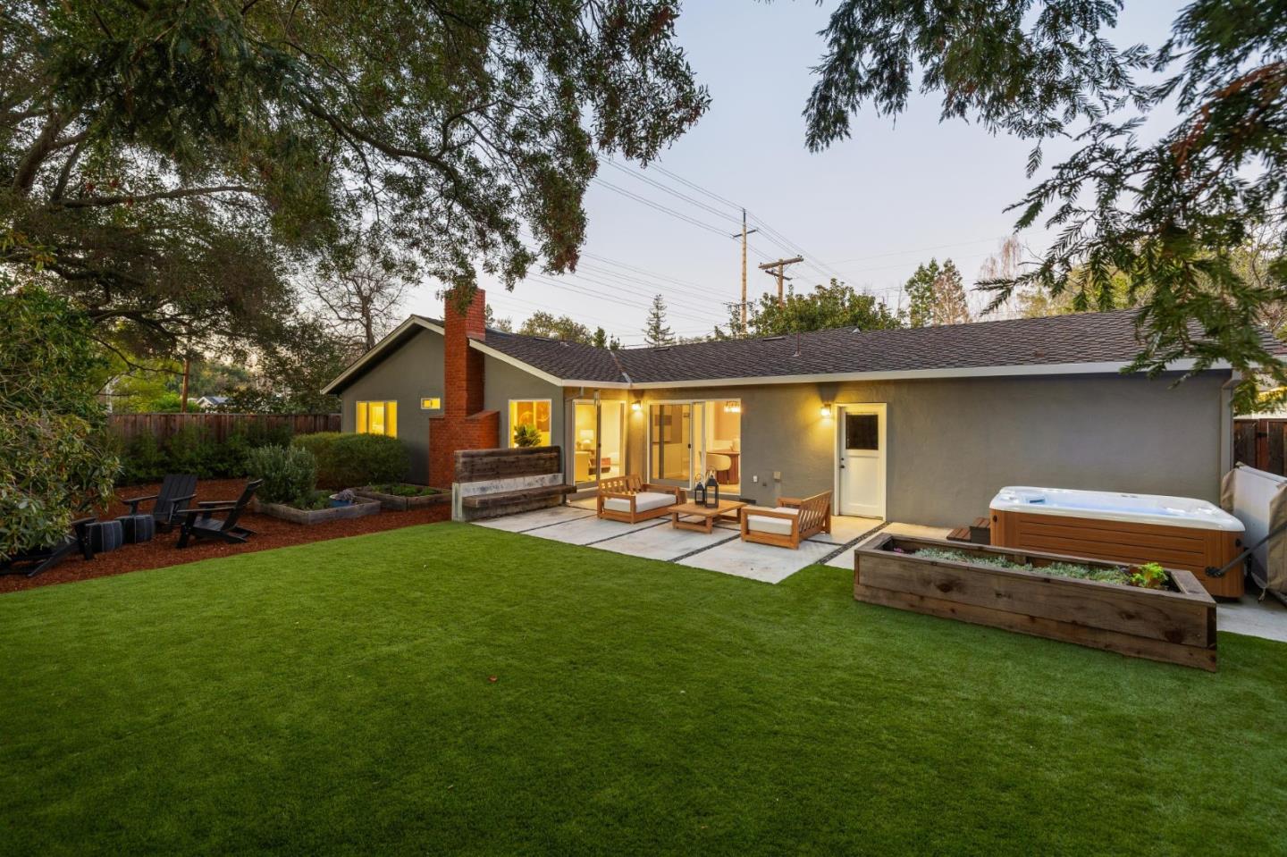 Detail Gallery Image 31 of 40 For 1395 Delfino Way, Menlo Park,  CA 94025 - 3 Beds | 2 Baths