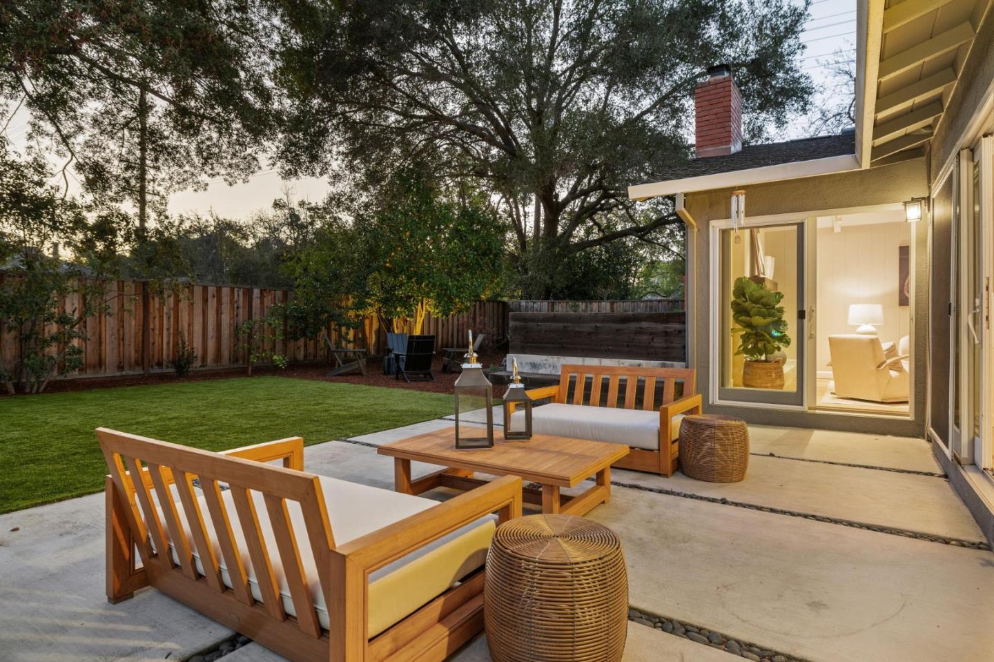 Detail Gallery Image 35 of 40 For 1395 Delfino Way, Menlo Park,  CA 94025 - 3 Beds | 2 Baths