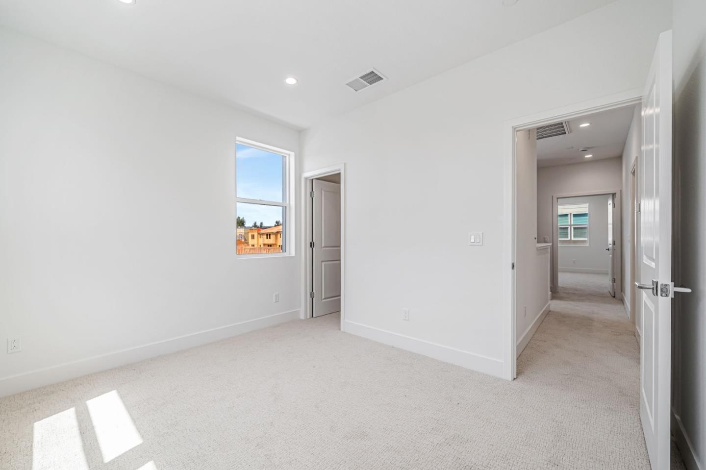 Detail Gallery Image 16 of 28 For 3112 Seashell Ter, San Ramon,  CA 94583 - 4 Beds | 3/1 Baths