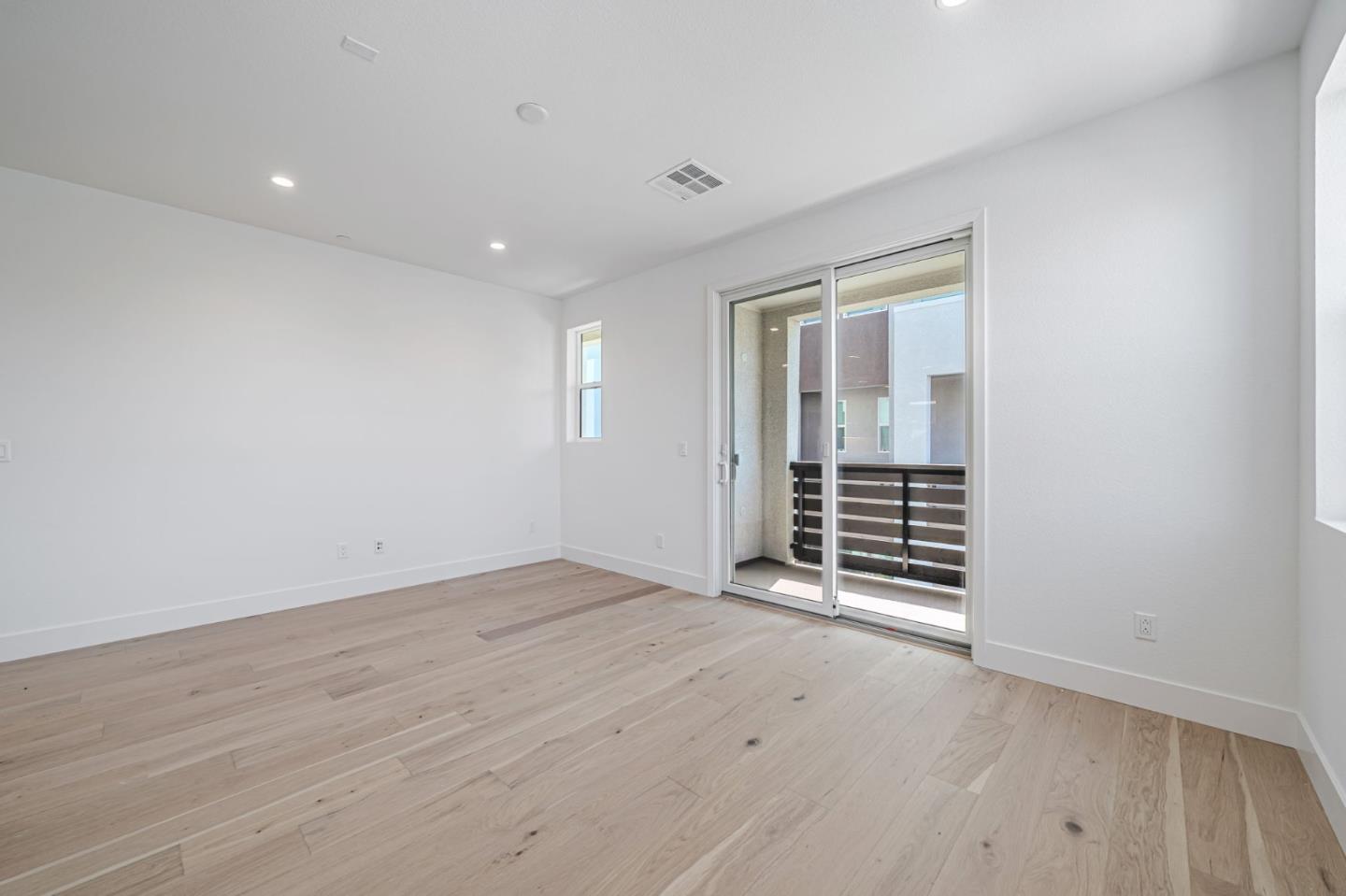 Detail Gallery Image 3 of 28 For 3112 Seashell Ter, San Ramon,  CA 94583 - 4 Beds | 3/1 Baths