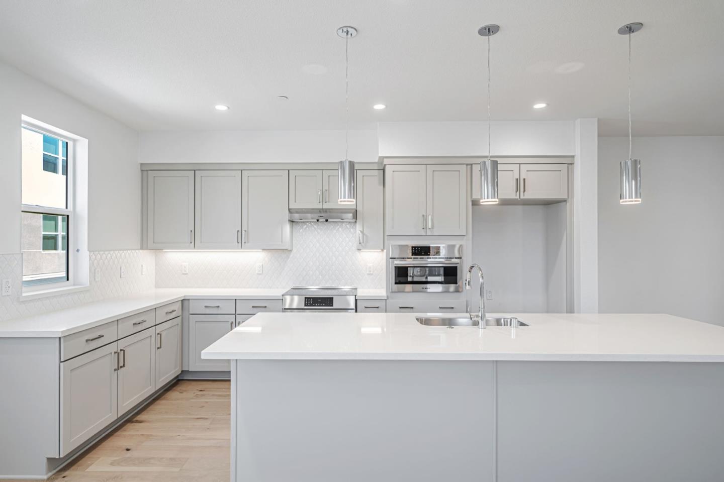 Detail Gallery Image 4 of 28 For 3112 Seashell Ter, San Ramon,  CA 94583 - 4 Beds | 3/1 Baths