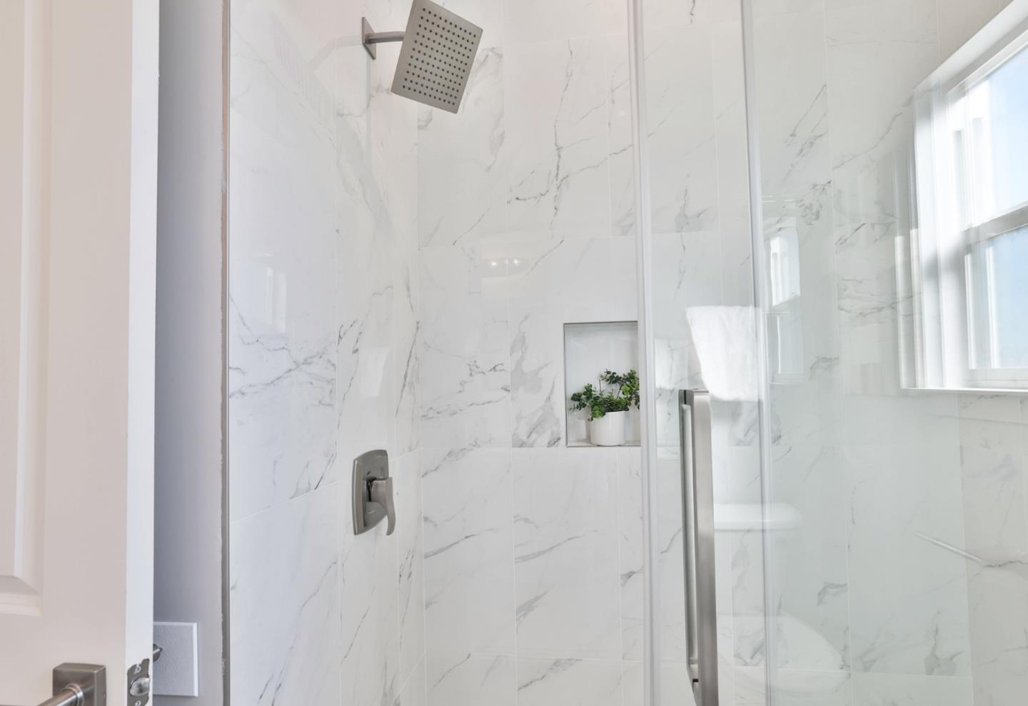 Detail Gallery Image 10 of 29 For 401 N 13th St, San Jose,  CA 95112 - 3 Beds | 2 Baths