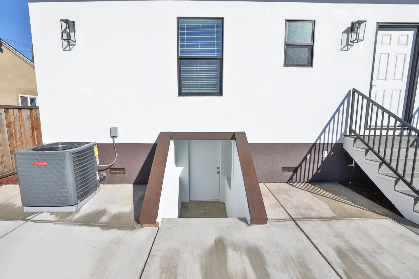 Detail Gallery Image 21 of 29 For 401 N 13th St, San Jose,  CA 95112 - 3 Beds | 2 Baths