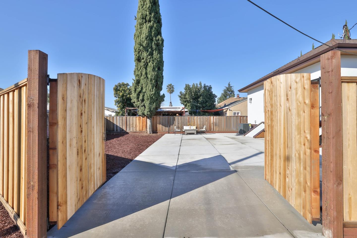 Detail Gallery Image 28 of 29 For 401 N 13th St, San Jose,  CA 95112 - 3 Beds | 2 Baths