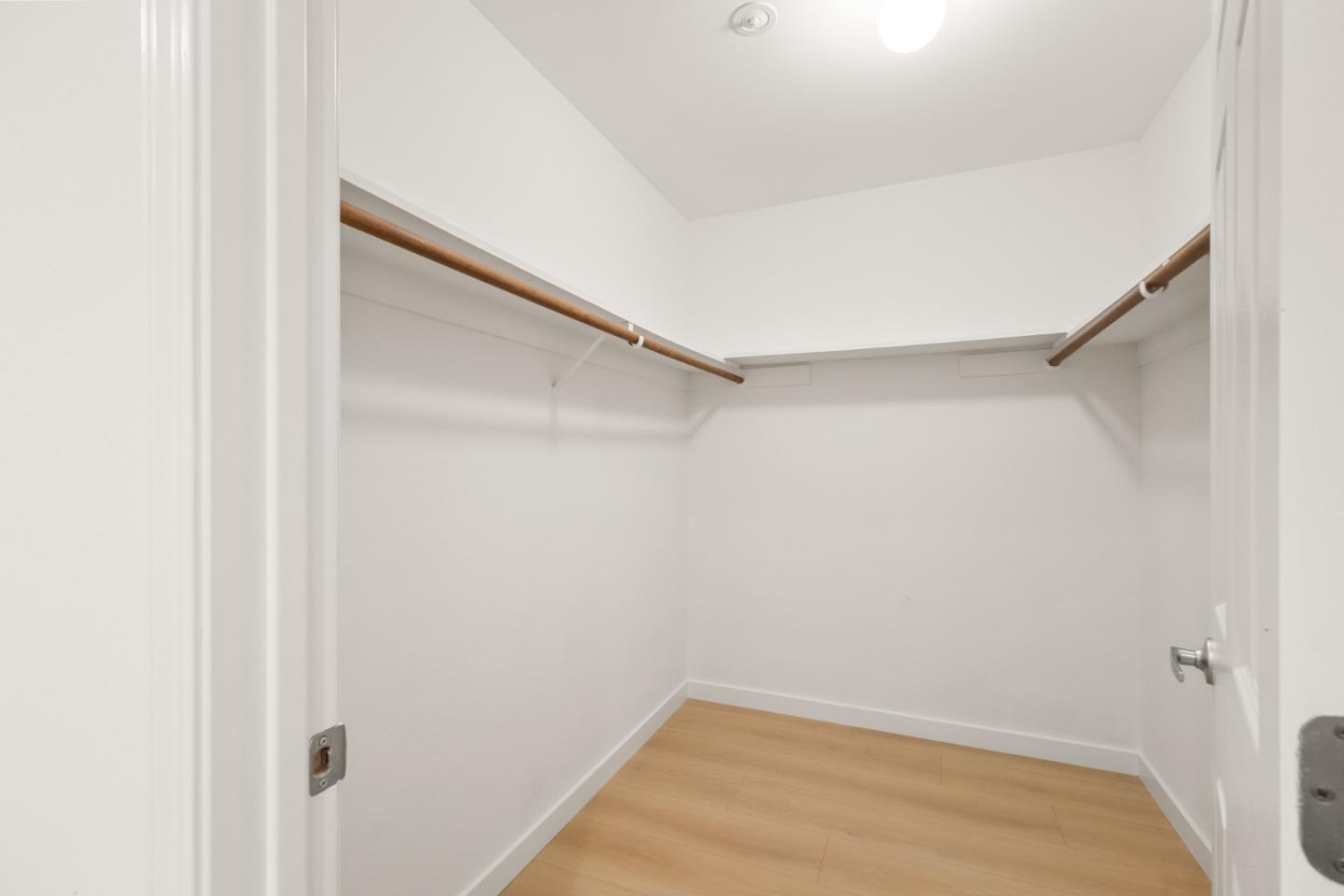 Detail Gallery Image 23 of 47 For 1070 Mercedes Ave #24,  Los Altos,  CA 94022 - 2 Beds | 2 Baths