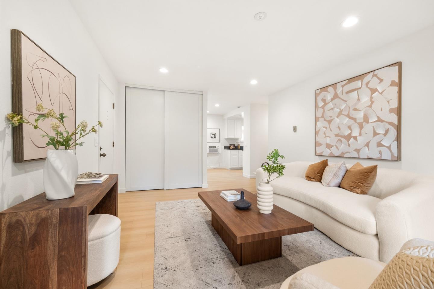 Detail Gallery Image 5 of 47 For 1070 Mercedes Ave #24,  Los Altos,  CA 94022 - 2 Beds | 2 Baths