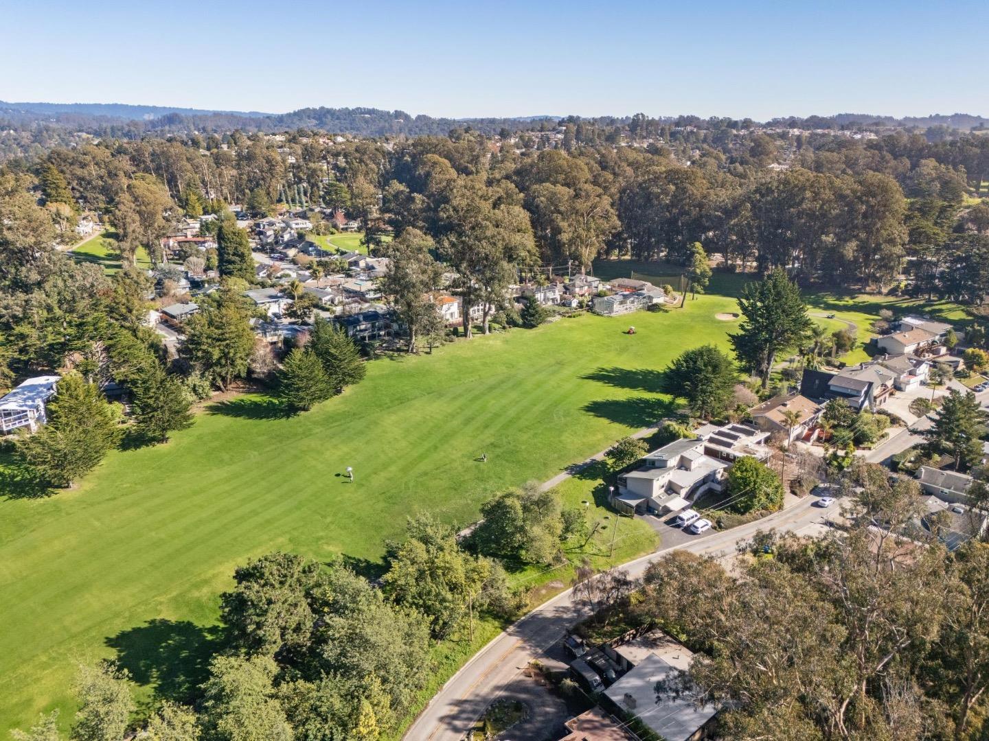 Detail Gallery Image 37 of 41 For 227 Kingsbury Dr, Aptos,  CA 95003 - 2 Beds | 1/1 Baths