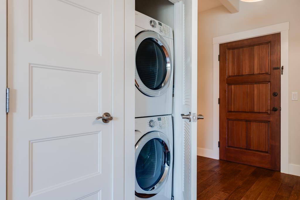 Detail Gallery Image 16 of 34 For 708 Frederick St #204,  Santa Cruz,  CA 95062 - 2 Beds | 1 Baths