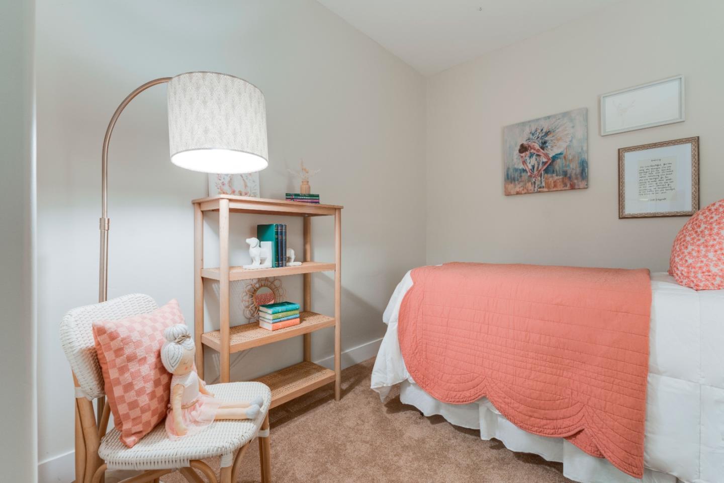 Detail Gallery Image 21 of 34 For 708 Frederick St #204,  Santa Cruz,  CA 95062 - 2 Beds | 1 Baths