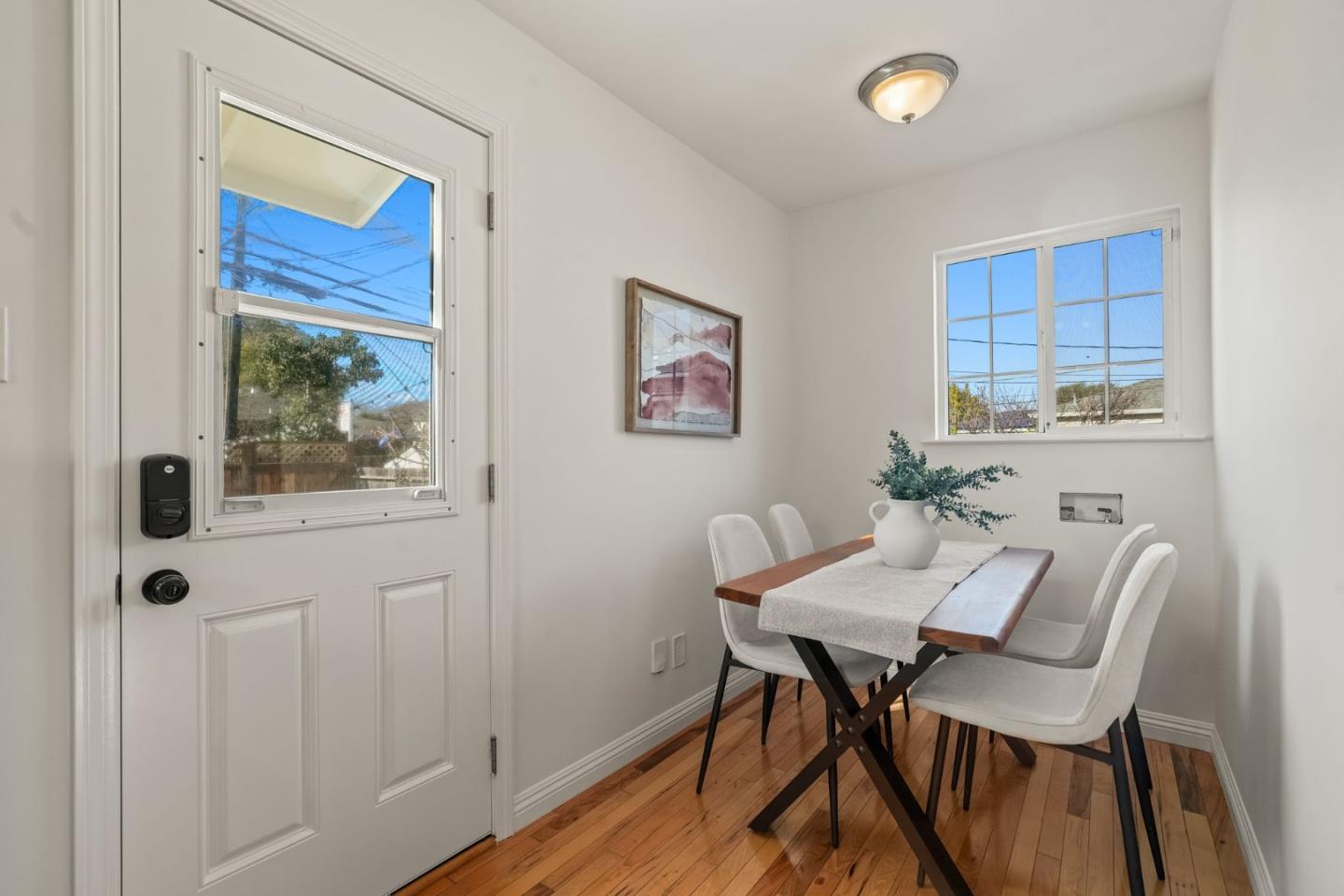 Detail Gallery Image 21 of 31 For 1502 S Delaware St, San Mateo,  CA 94402 - 4 Beds | 3 Baths