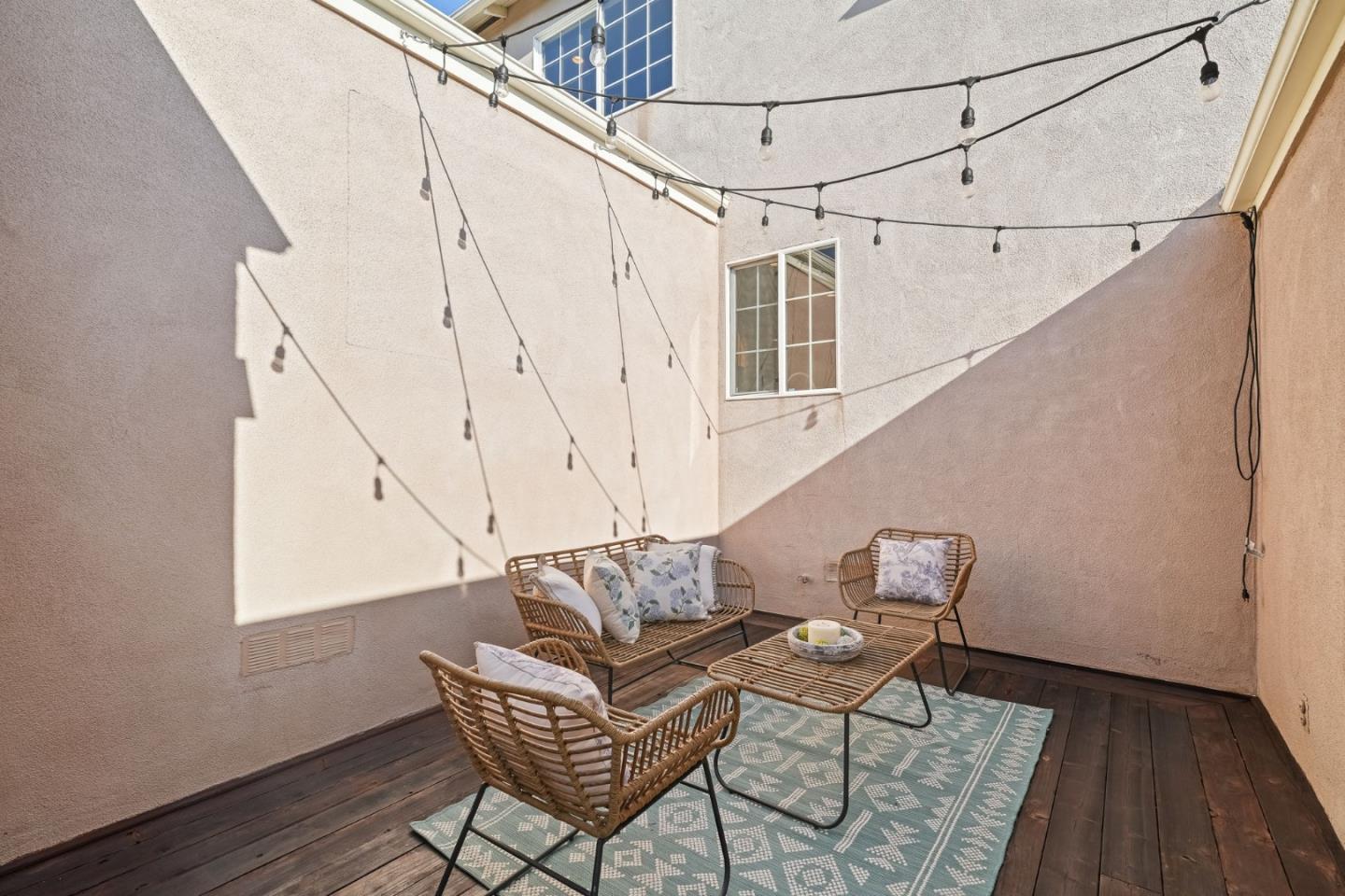 Detail Gallery Image 26 of 31 For 1502 S Delaware St, San Mateo,  CA 94402 - 4 Beds | 3 Baths