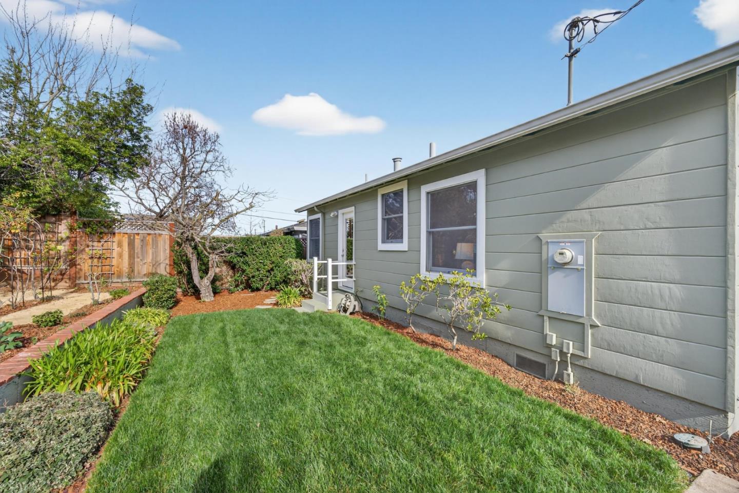 Detail Gallery Image 45 of 45 For 2234 Roosevelt Ave, Redwood City,  CA 94061 - 3 Beds | 2 Baths