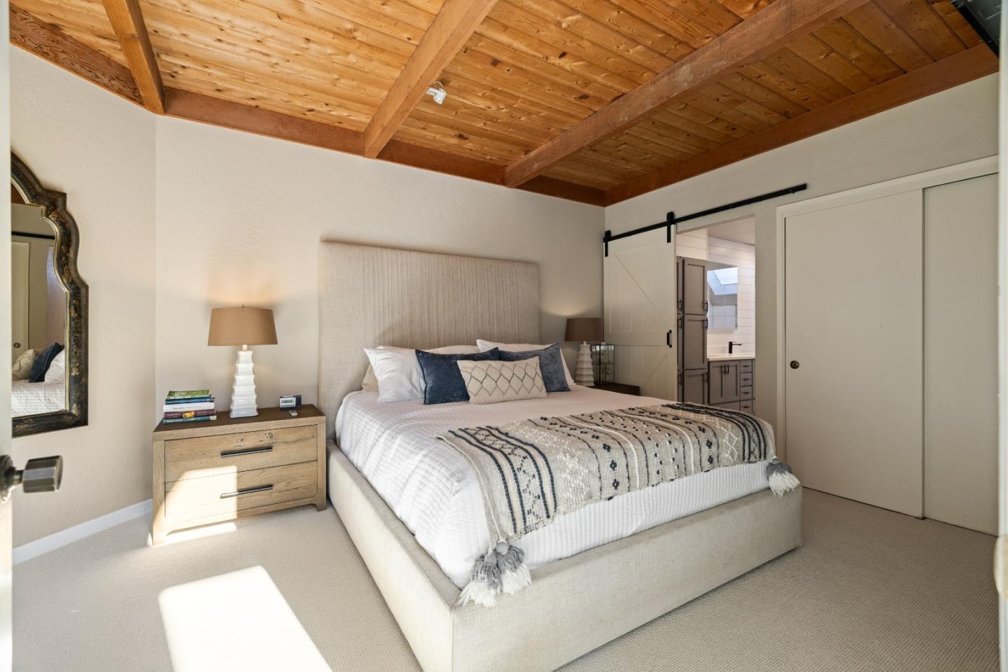 Detail Gallery Image 12 of 39 For 935 Irving St, Montara,  CA 94037 - 2 Beds | 2 Baths