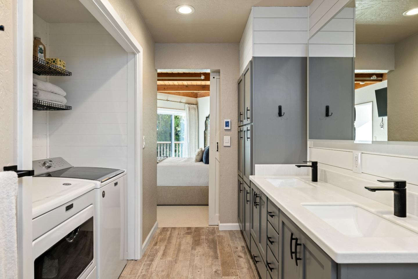 Detail Gallery Image 15 of 39 For 935 Irving St, Montara,  CA 94037 - 2 Beds | 2 Baths