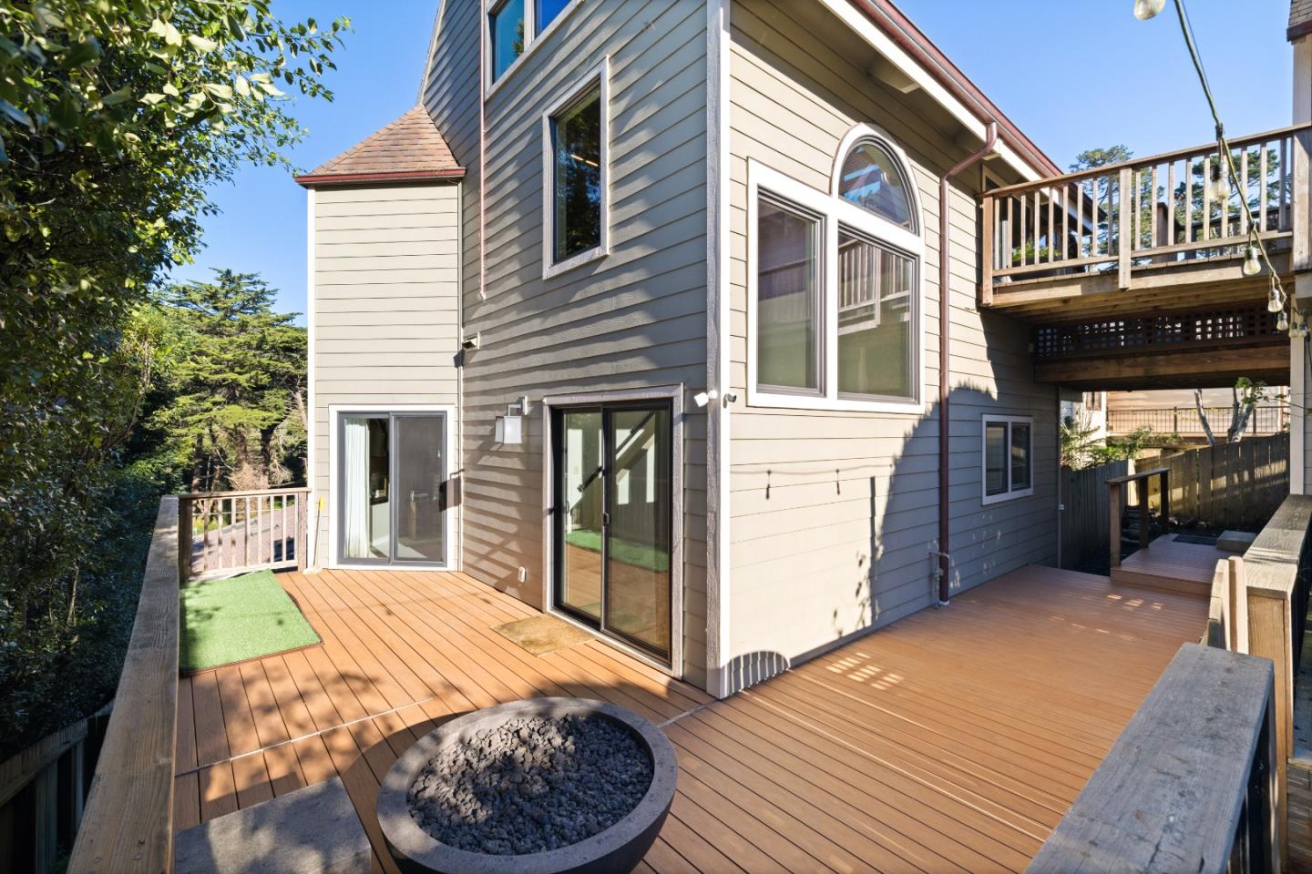 Detail Gallery Image 27 of 39 For 935 Irving St, Montara,  CA 94037 - 2 Beds | 2 Baths