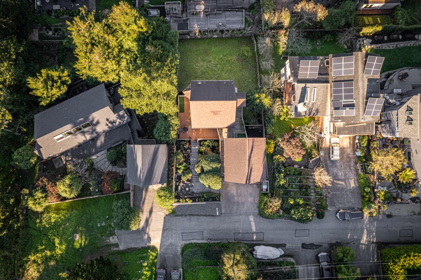 Detail Gallery Image 32 of 39 For 935 Irving St, Montara,  CA 94037 - 2 Beds | 2 Baths