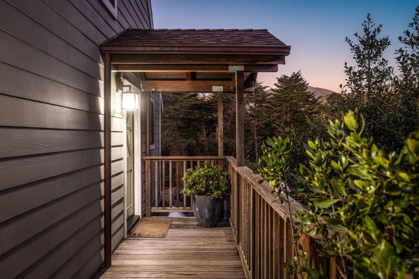 Detail Gallery Image 37 of 39 For 935 Irving St, Montara,  CA 94037 - 2 Beds | 2 Baths