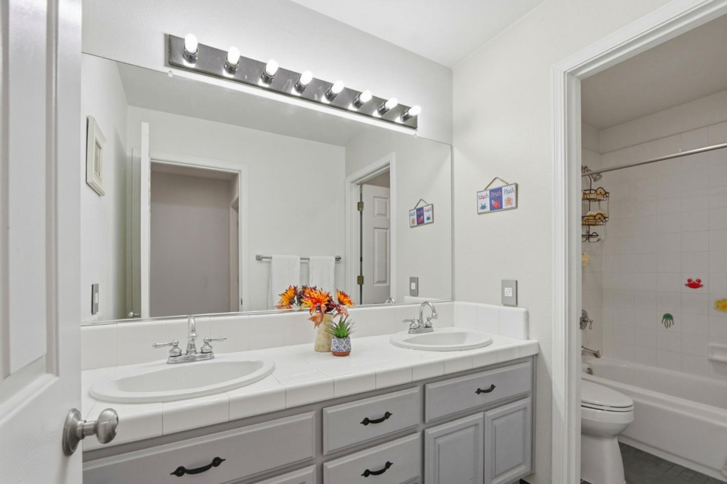 Detail Gallery Image 43 of 65 For 6352 Running Springs Rd, San Jose,  CA 95135 - 4 Beds | 3 Baths