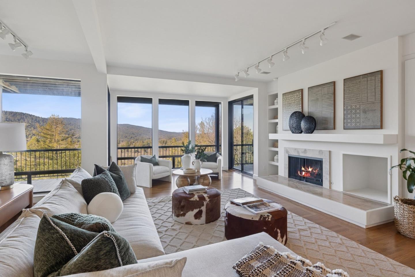 Detail Gallery Image 41 of 58 For 2 Horseshoe Bnd, Portola Valley,  CA 94028 - 4 Beds | 4 Baths