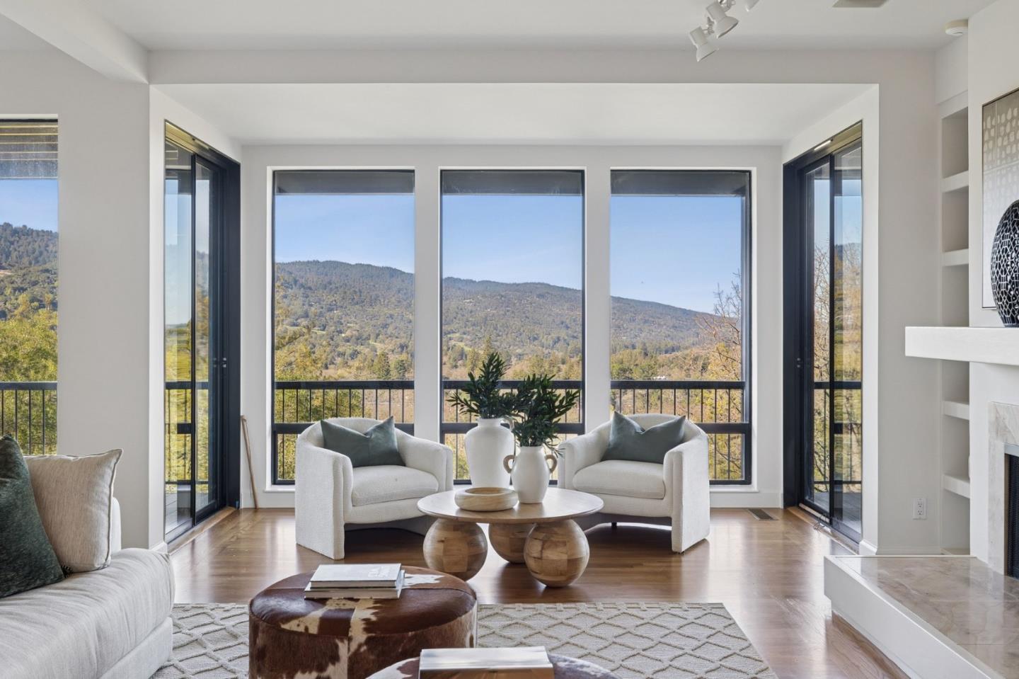 Detail Gallery Image 42 of 58 For 2 Horseshoe Bnd, Portola Valley,  CA 94028 - 4 Beds | 4 Baths