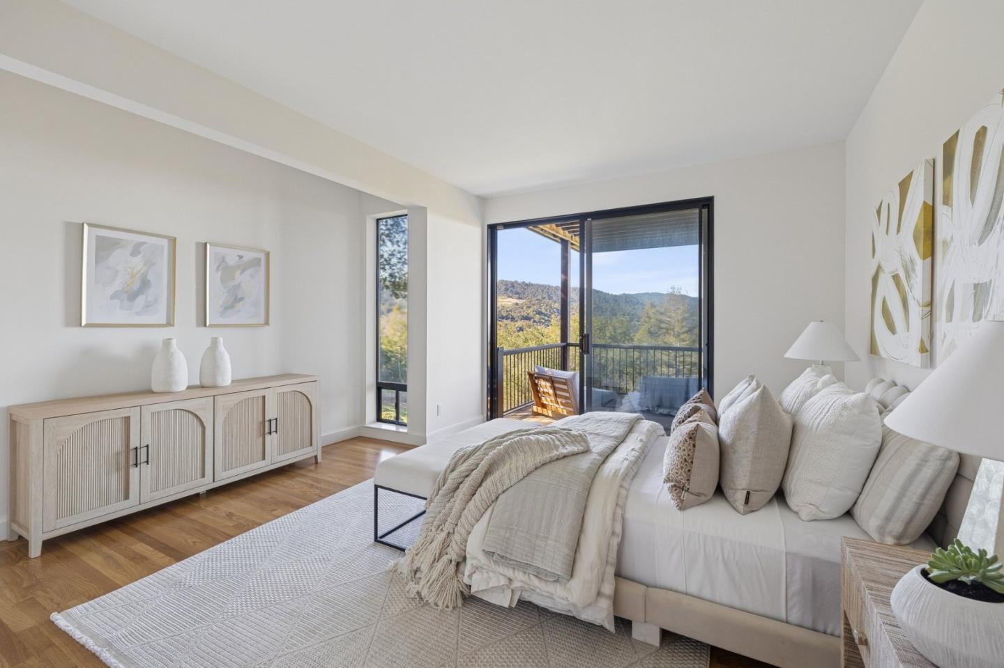 Detail Gallery Image 49 of 58 For 2 Horseshoe Bnd, Portola Valley,  CA 94028 - 4 Beds | 4 Baths