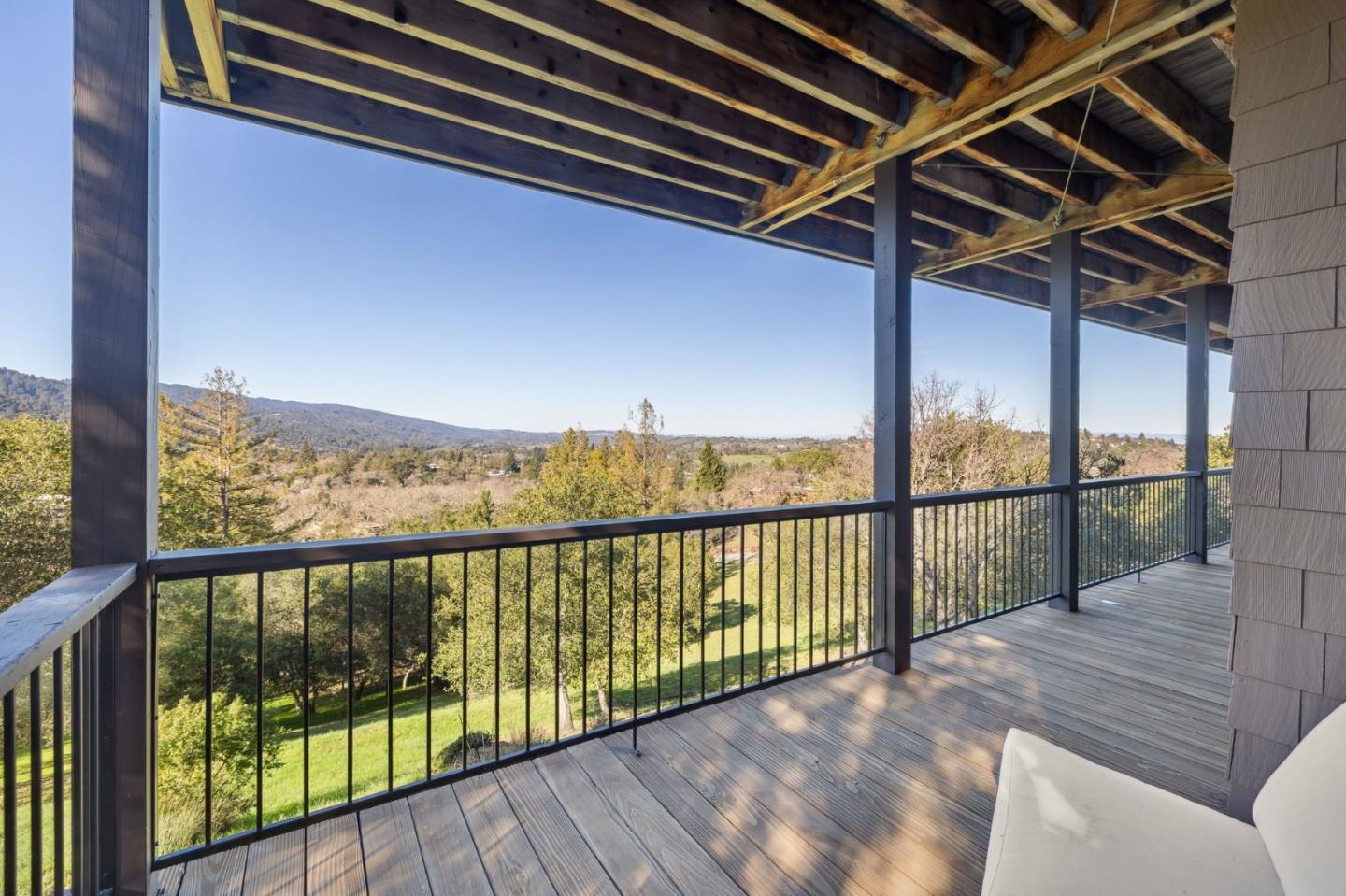 Detail Gallery Image 50 of 58 For 2 Horseshoe Bnd, Portola Valley,  CA 94028 - 4 Beds | 4 Baths