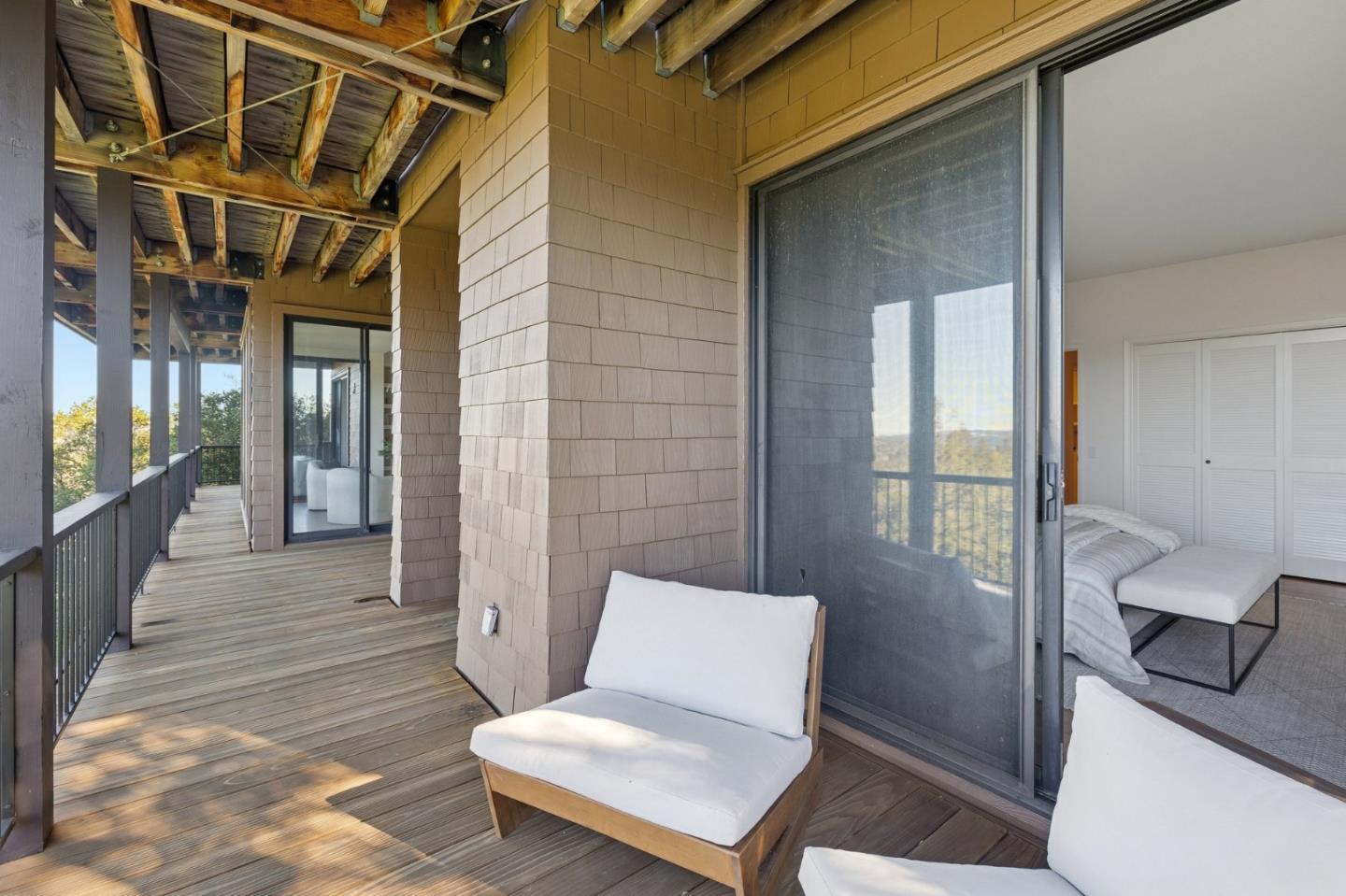 Detail Gallery Image 51 of 58 For 2 Horseshoe Bnd, Portola Valley,  CA 94028 - 4 Beds | 4 Baths