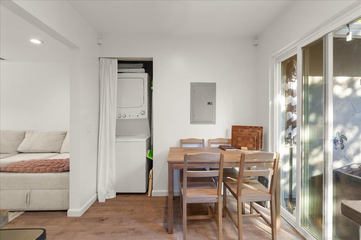 Detail Gallery Image 12 of 23 For 16 Terrace Ct, Los Gatos,  CA 95030 - 5 Beds | 3 Baths