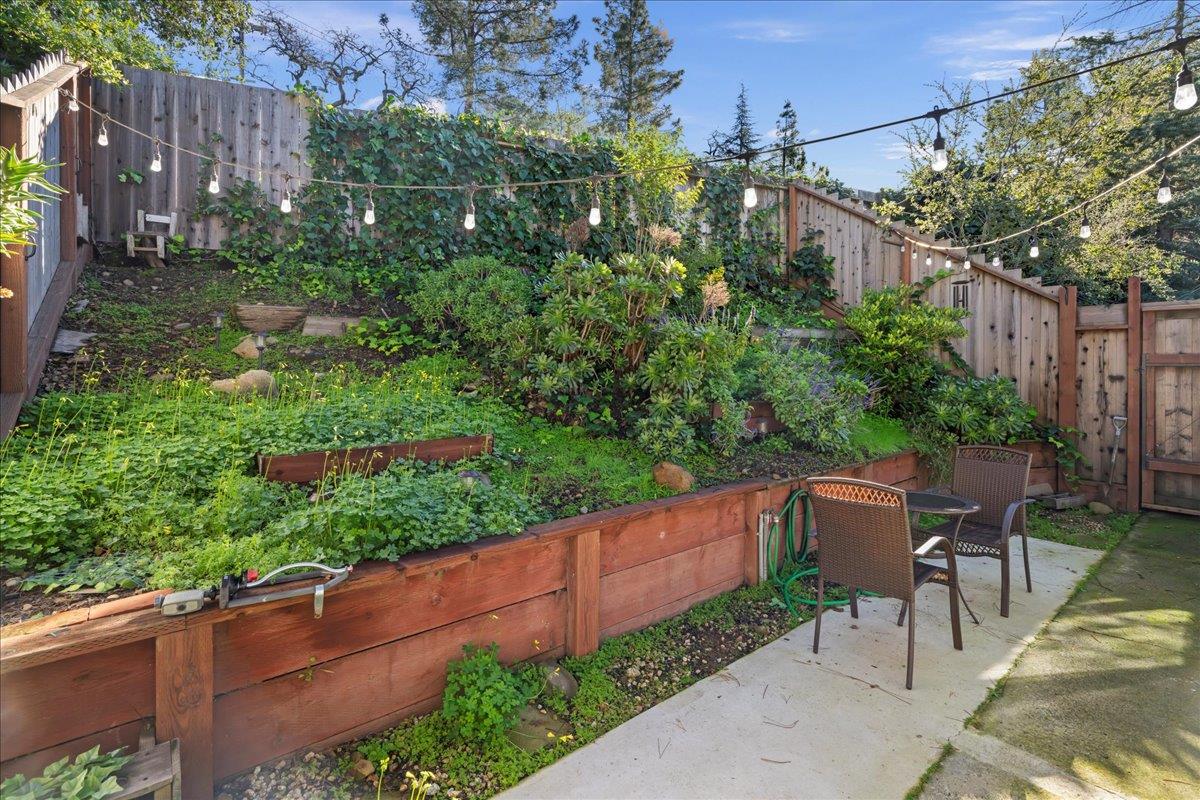 Detail Gallery Image 20 of 23 For 16 Terrace Ct, Los Gatos,  CA 95030 - 5 Beds | 3 Baths